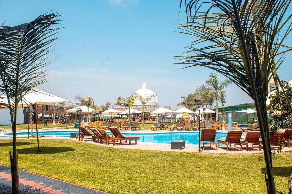 Hotel Resort Thiago チンチャ・アルタ エクステリア 写真